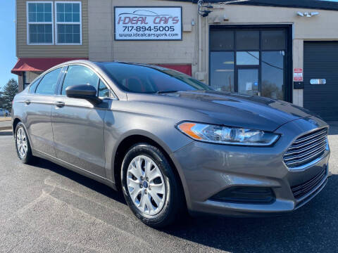 2013 Ford Fusion for sale at I-Deal Cars LLC in York PA