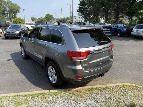 2012 Jeep Grand Cherokee Laredo