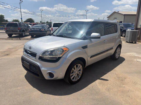 2012 Kia Soul +