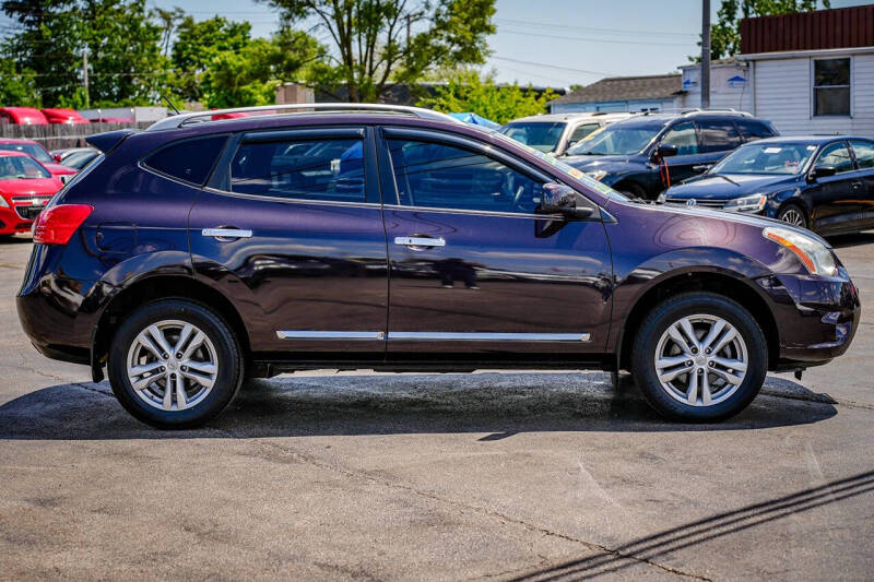 2012 Nissan Rogue SV w/SL Package