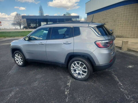 2022 Jeep Compass Latitude Lux