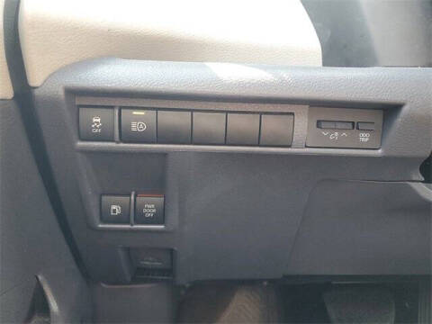 2022 Toyota Sienna LE 8-Passenger