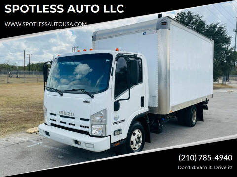 2011 Isuzu NPR-HD