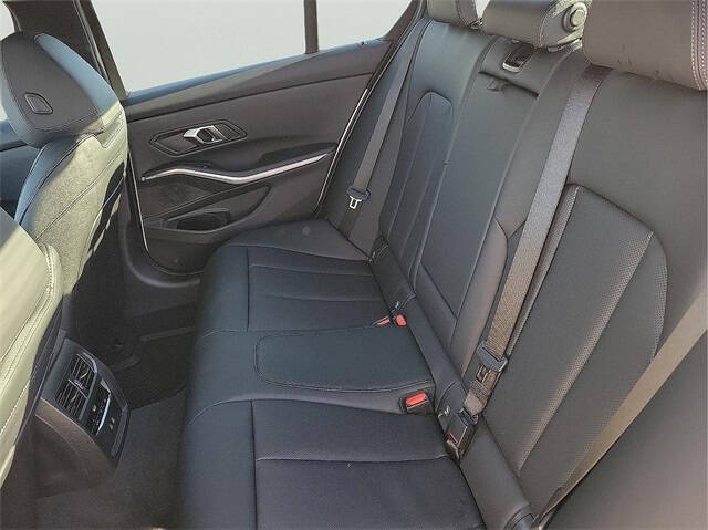 2026 BMW 3 Series 330i