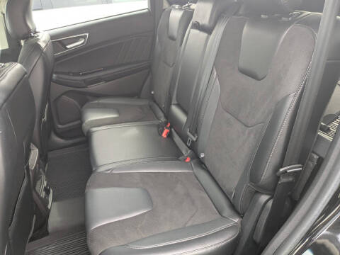 2017 Ford Edge Sport