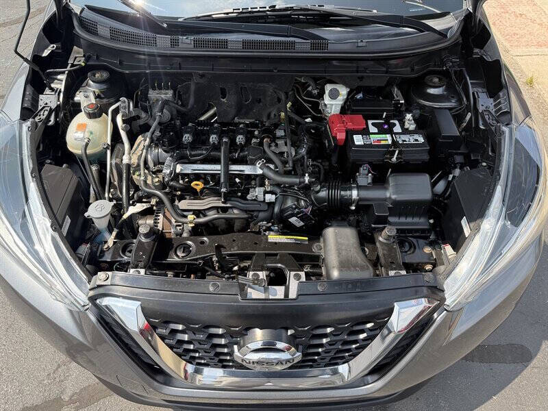 2020 Nissan Kicks SV