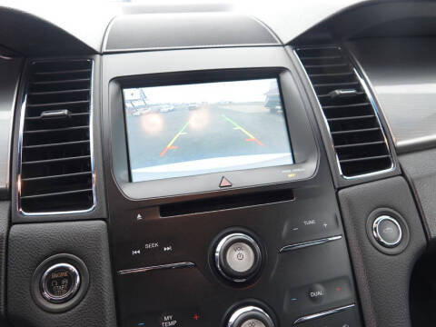 2017 Ford Taurus SEL