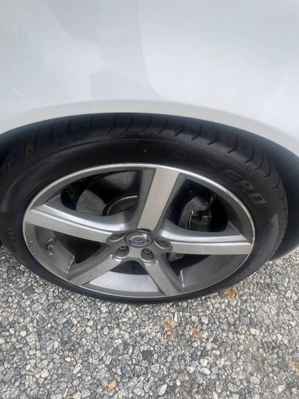 2011 Volvo C70 T5