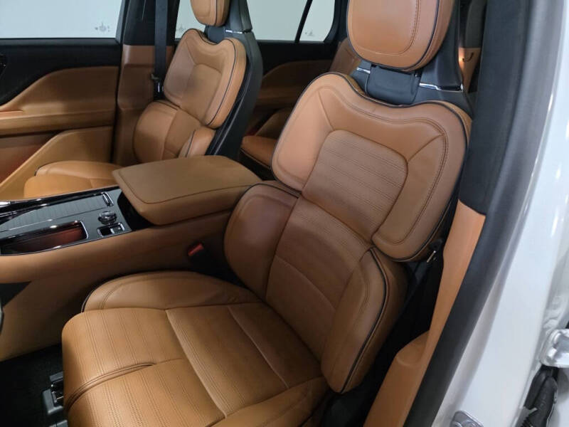 2025 Lincoln Aviator Black Label