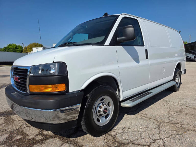 2024 GMC Savana 2500