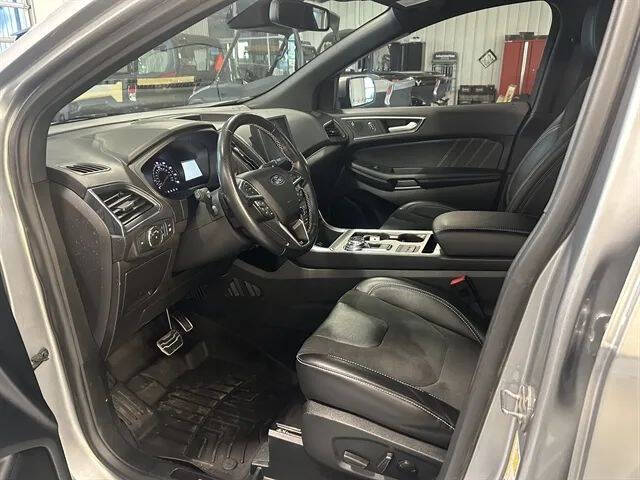 2022 Ford Edge ST