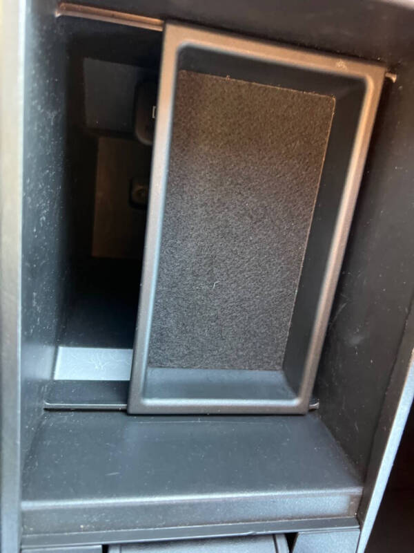 2013 Mazda MAZDA3 i SV