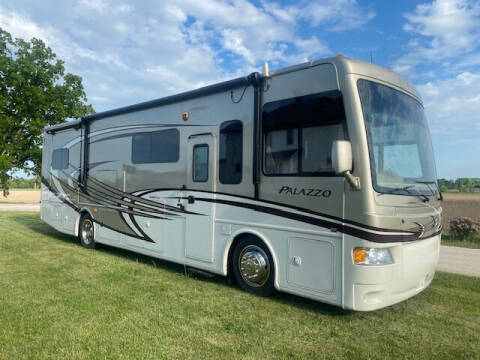 2014 Thor Industries Palazzo 33.2 for sale at Dave's Auto & Truck in Campbellsport WI