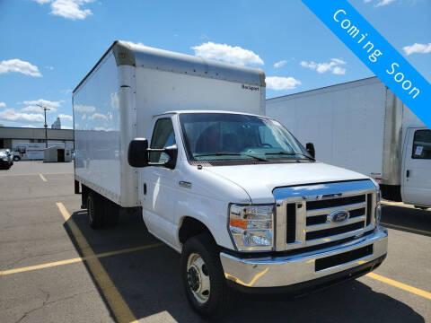 2017 Ford E-Series for sale at INDY AUTO MAN in Indianapolis IN