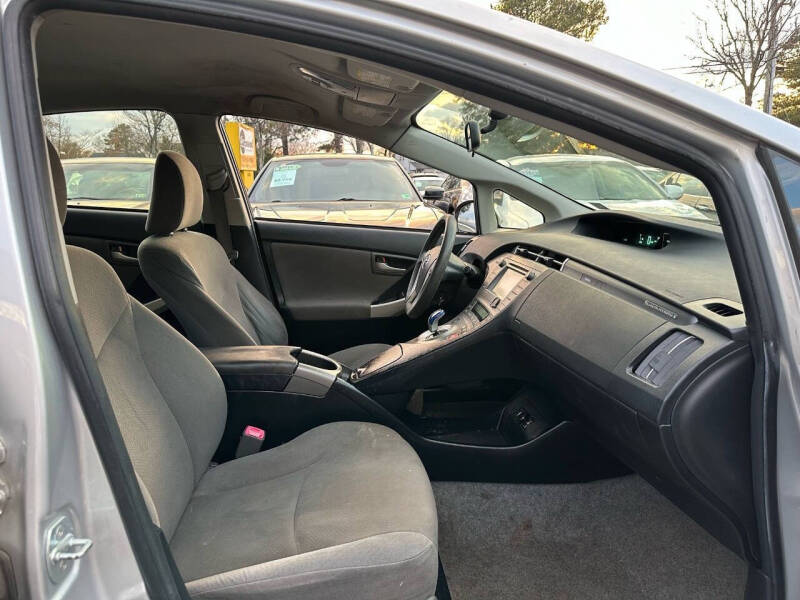 2013 Toyota Prius Plug-in Hybrid Advanced