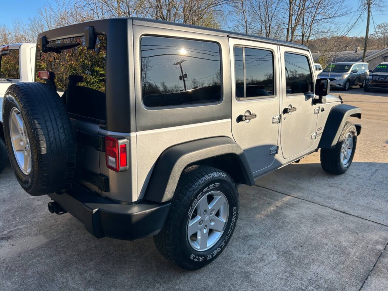 2015 Jeep Wrangler Unlimited for sale at Car Connection in Harrison, AR