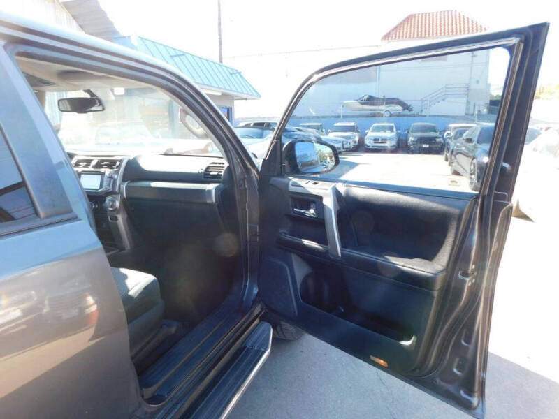 2015 Toyota 4Runner SR5