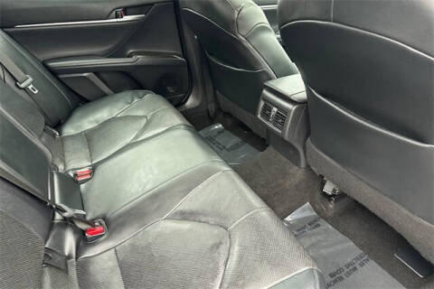 2021 Toyota Camry Hybrid XLE