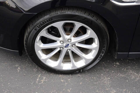 2019 Ford Taurus Limited