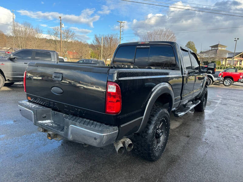 2011 Ford F-250 Super Duty Lariat photo 6