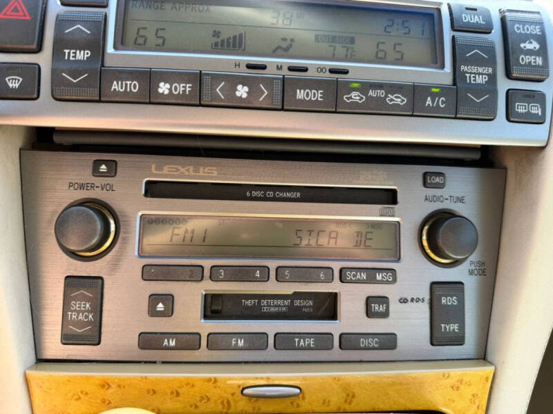 2002 Lexus SC 430