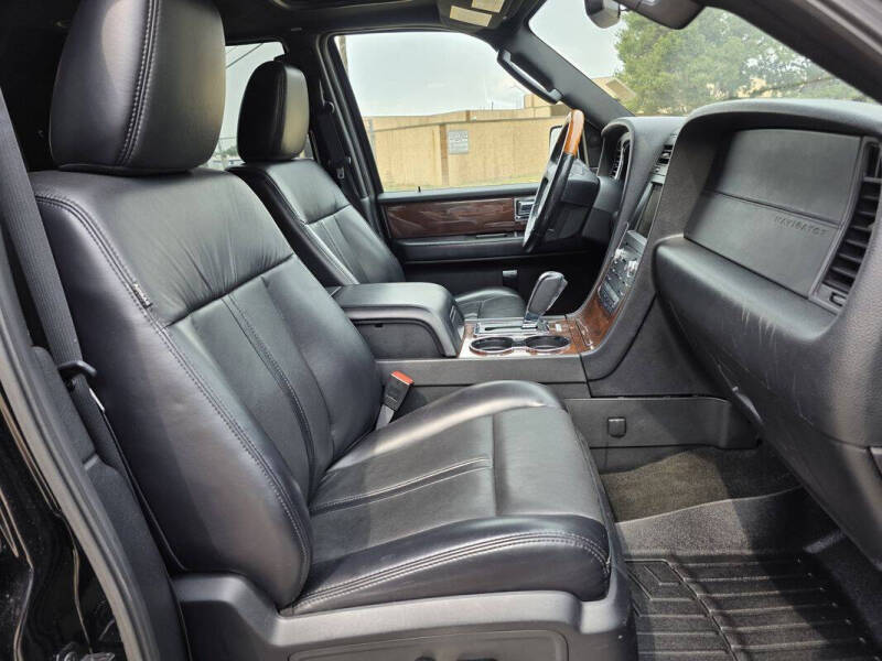 2017 Lincoln Navigator L Select