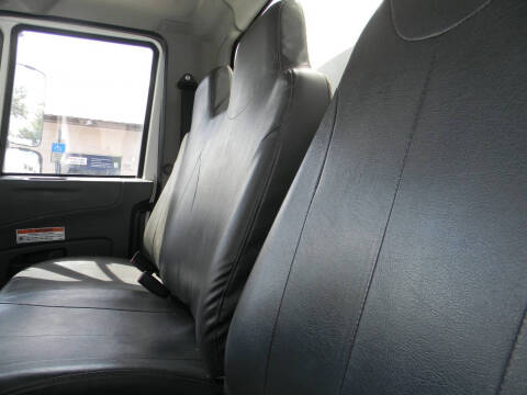 2017 International DuraStar 4300