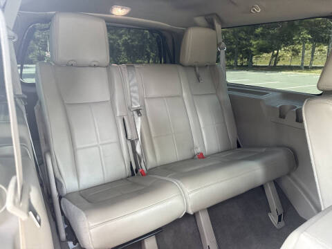 2013 Lincoln Navigator L