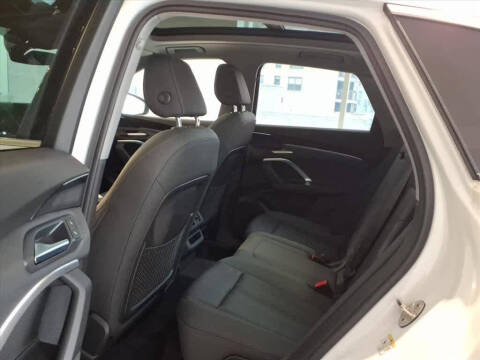 2025 Audi Q5 quattro Premium TFSI