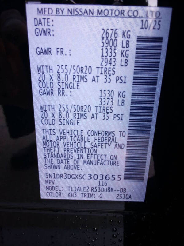 2025 Nissan Pathfinder Platinum