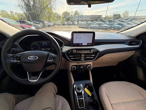 2021 Ford Escape SE