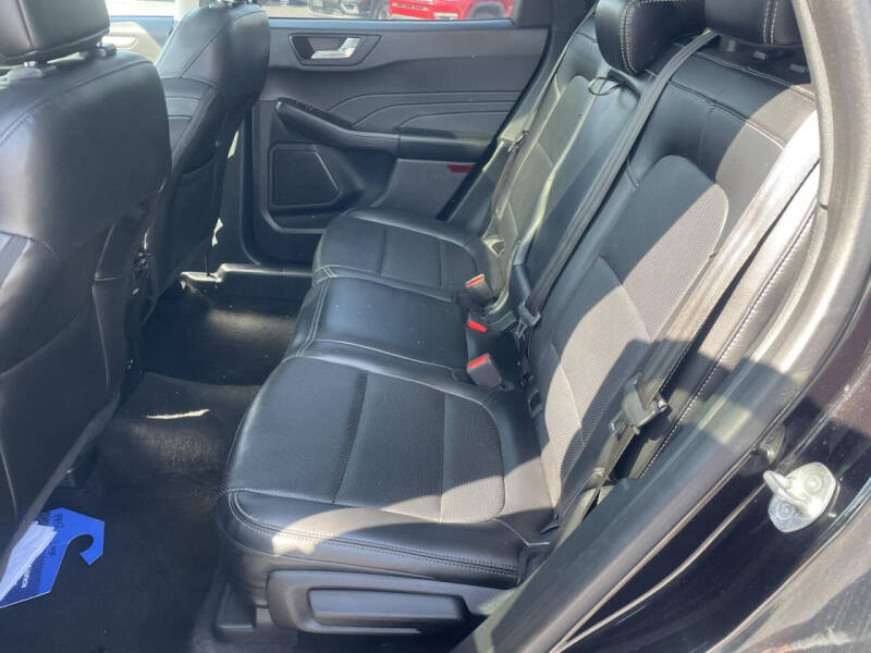 2021 Ford Escape SEL