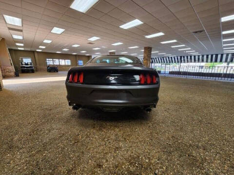 2017 Ford Mustang V6