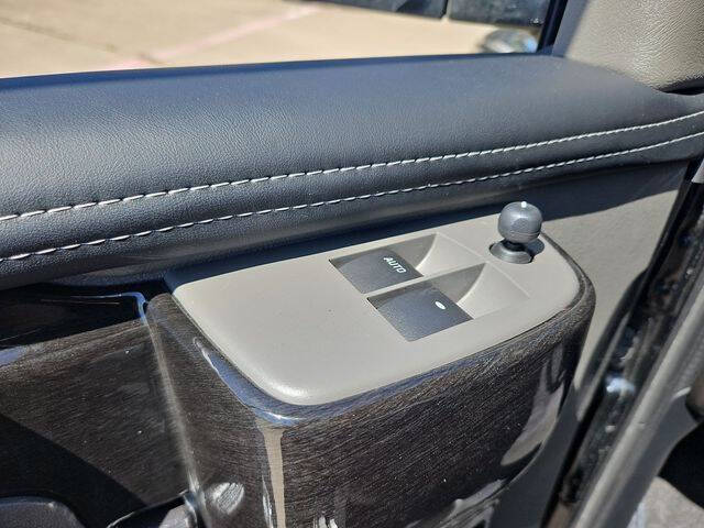 2026 GMC Savana 2500