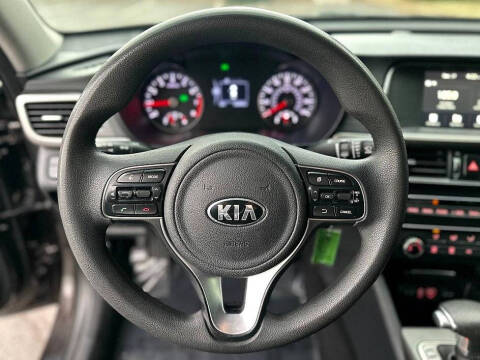 2018 Kia Optima LX