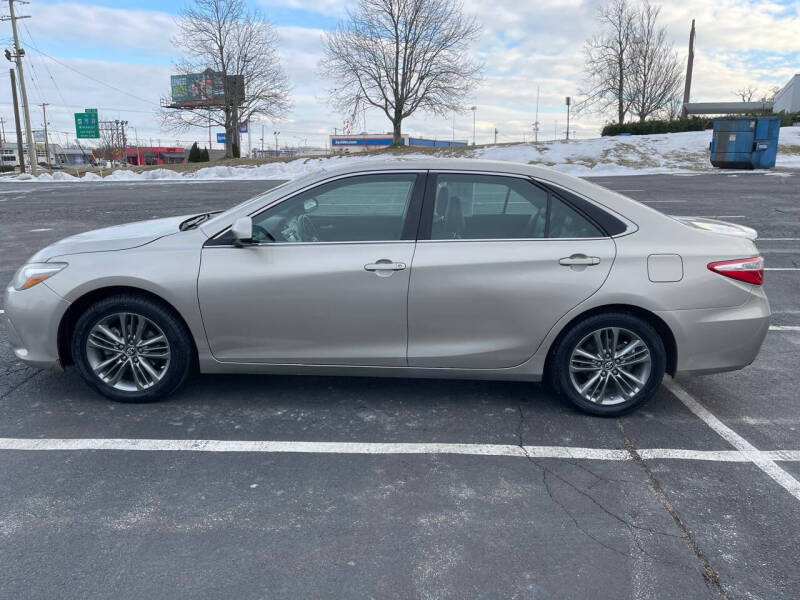 2017 Toyota Camry SE