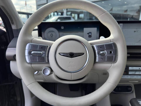 2024 Genesis GV60 Advanced