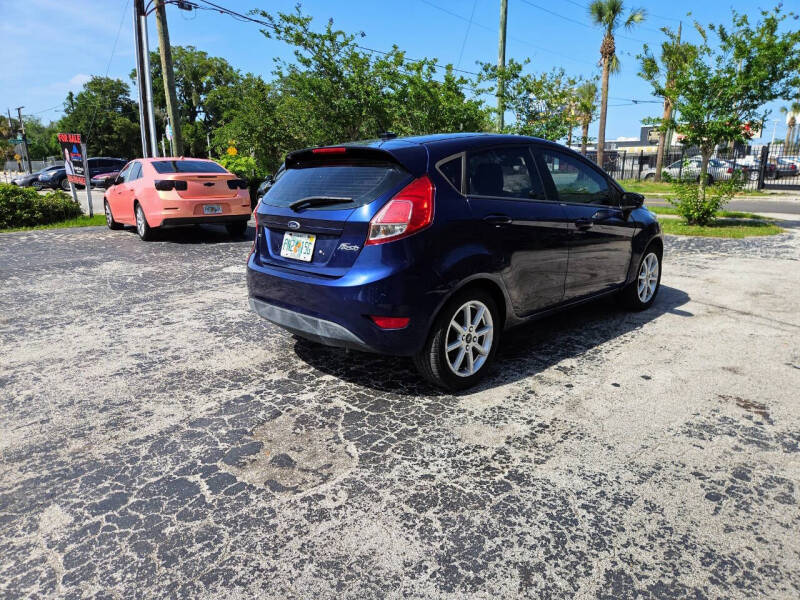 2016 Ford Fiesta SE
