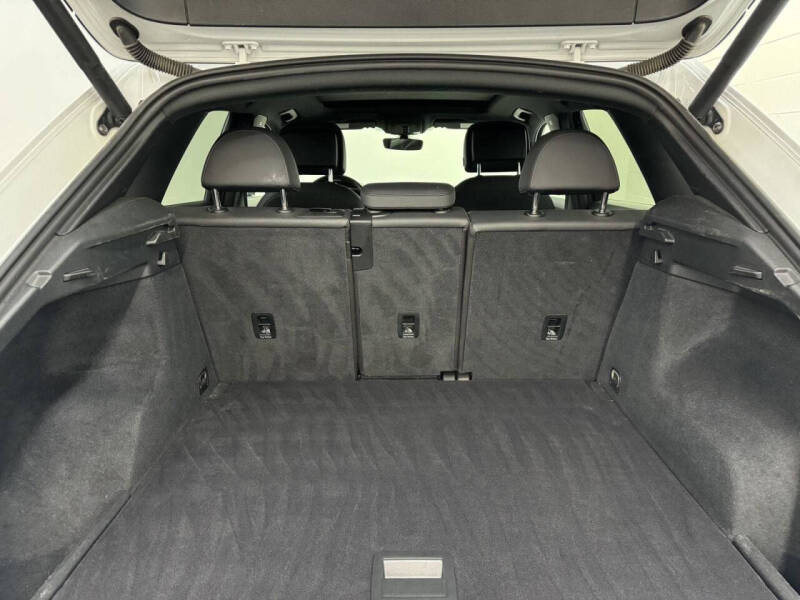 2019 Audi Q3 quattro Premium 45 TFSI