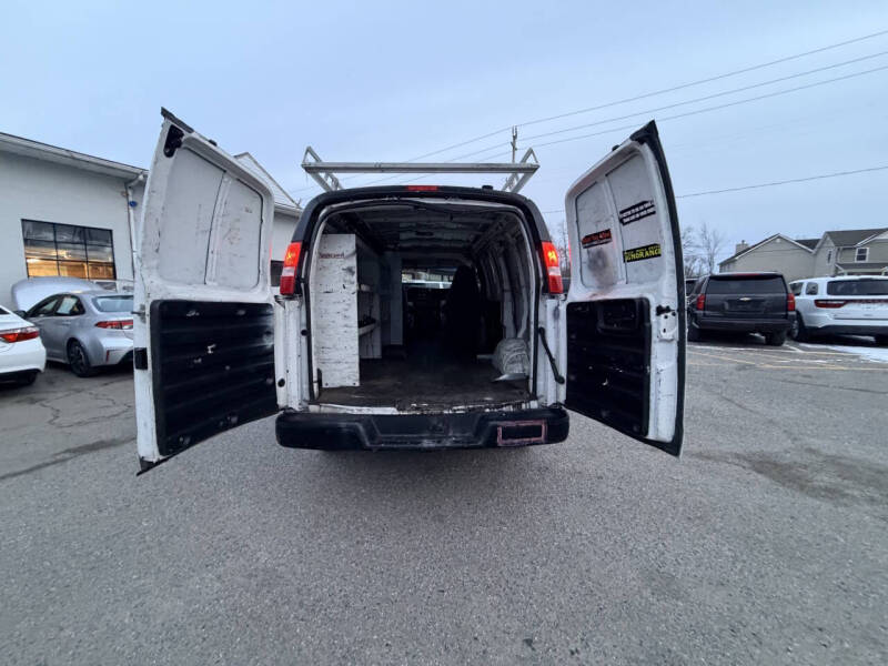 2020 Chevrolet Express 2500