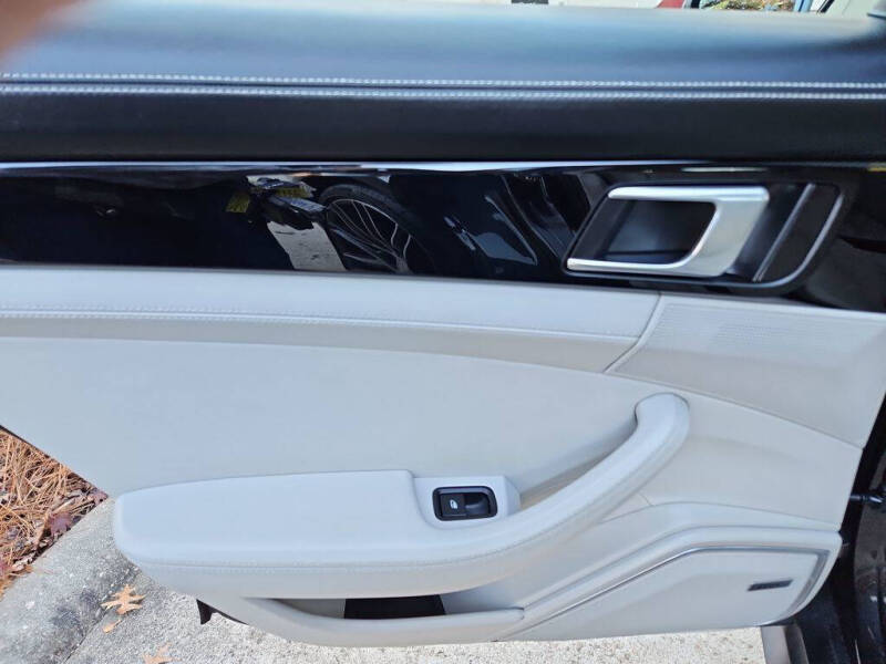 2018 Porsche Panamera