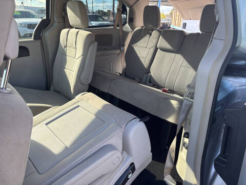 2011 Dodge Grand Caravan Crew