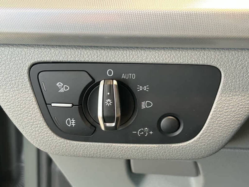 2025 Audi Q5 quattro S line Premium 45 TFSI