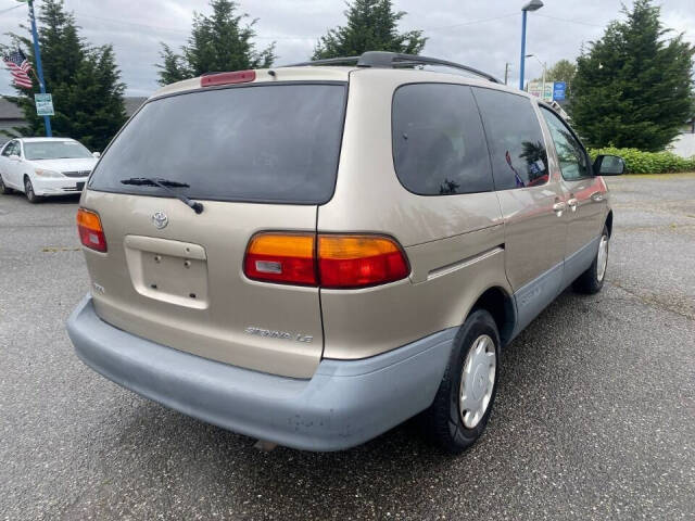 2000 Toyota Sienna for sale at OXY AUTO in Marysville, WA