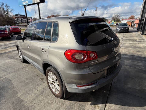 2010 Volkswagen Tiguan SE 4Motion