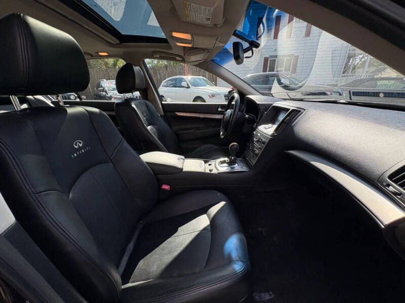 2013 Infiniti G37 Sedan Journey