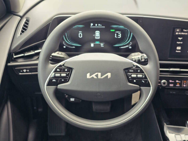 2026 Kia Niro LX