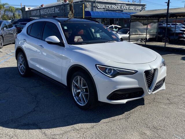 2019 Alfa Romeo Stelvio Ti Sport