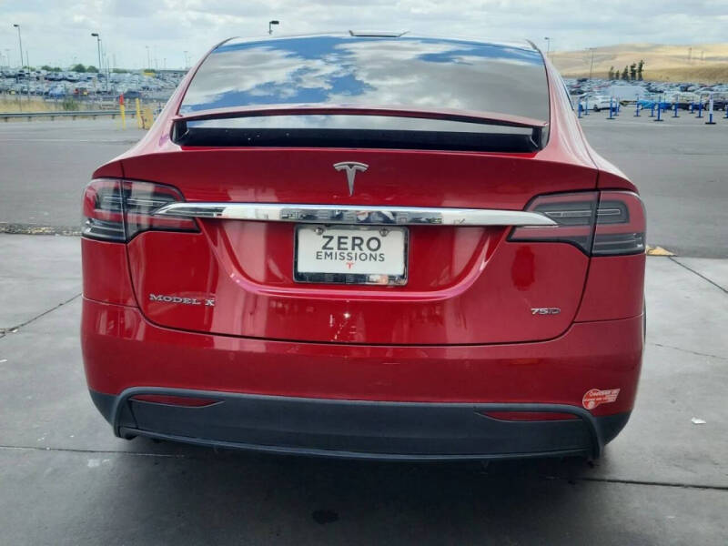 2016 Tesla Model X 75D