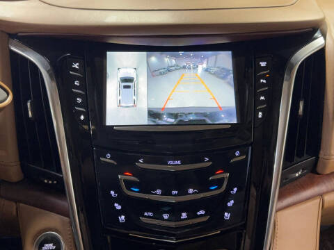 2016 Cadillac Escalade Platinum